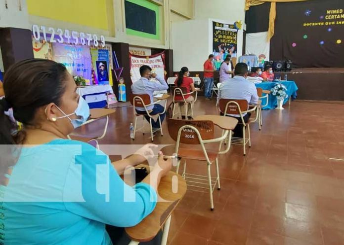 Concurso por el mejor docente se desarrolla en colegios de Managua