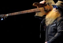 Dusty Hill el legendario bajista de rock ZZ Top muere a los 72 años Foto: Dusty Hill el legendario bajista de rock ZZ Top muere a los 72 años / Referencia