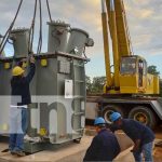Maquinaria para el servicio eléctrico en el Caribe Norte