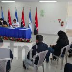 Acto de firma de convenio para protección de equinos en Nicaragua