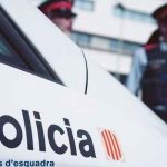 Violencia machista: Encuentran el cuerpo calcinado de una mujer en España Patrulla policial de España con agentes