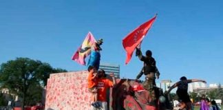 canada, derribo, estatuas, britanicas, protestas,