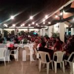 Bares y restaurantes se visten de rojo y negro en espera del 42/19 de la Revolución