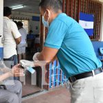 Participan de la verificación ciudadana en Granada Foto: Participan de la verificación ciudadana en Granada / TN8