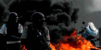 Foto: Protestas violentas ensombrece misa en memoria de Moïse/Cortesía