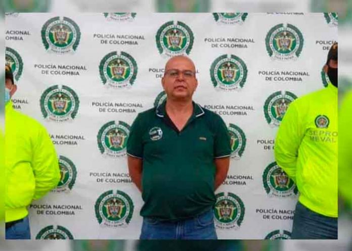 Indígena colombiano señalado ante las autoridades de abusar de su hijastra de 8 años