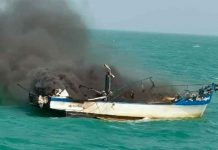Rescatan a ocho tripulantes de barco consumido por incendio en Honduras Foto: Rescatan a ocho tripulantes de barco consumido por incendio en Honduras/Cortesía