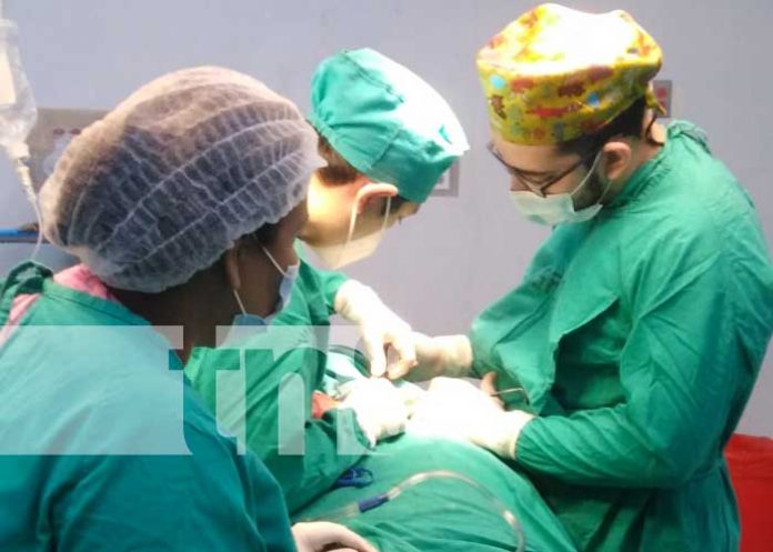 Jornada de cirugía en el Hospital Manolo Morales