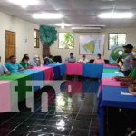 Foto: Capacitan a dueños de bosques sobre manejo de suelos /TN8