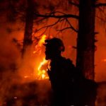 Enorme incendio que genera su propio clima en California