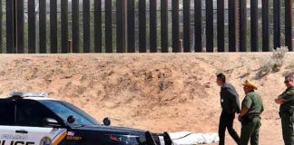 Inmigrante mexicano muere al intentar escalar valla fronteriza en Texas