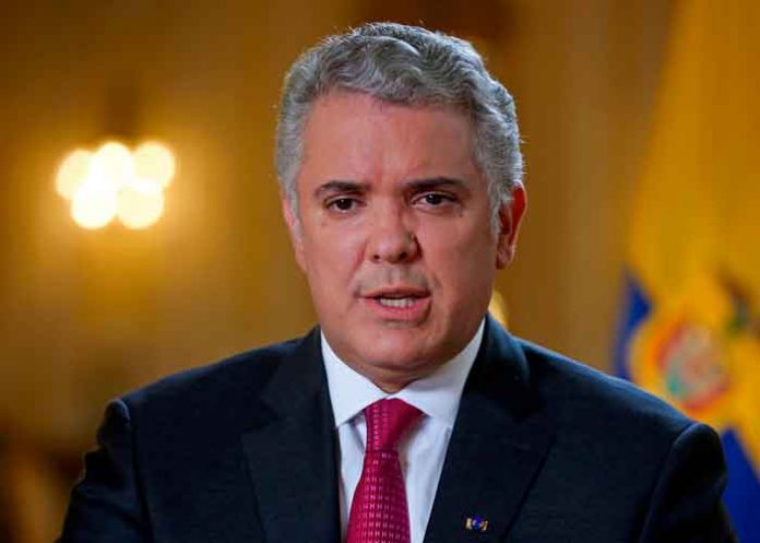 Foto de Duque con director de empresa vinculada al crimen de Moise