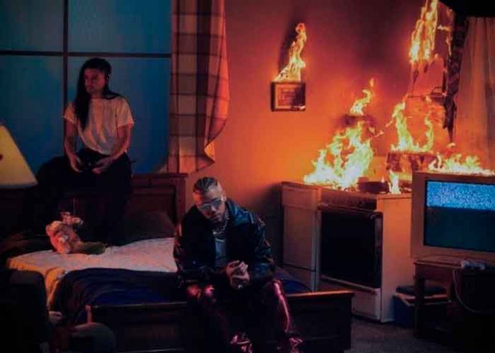 Jhay Cortez estrena su nuevo single “En Mi Cuarto” junto a Skrillex