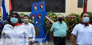 Homenaje por el Día del Estudiante en León