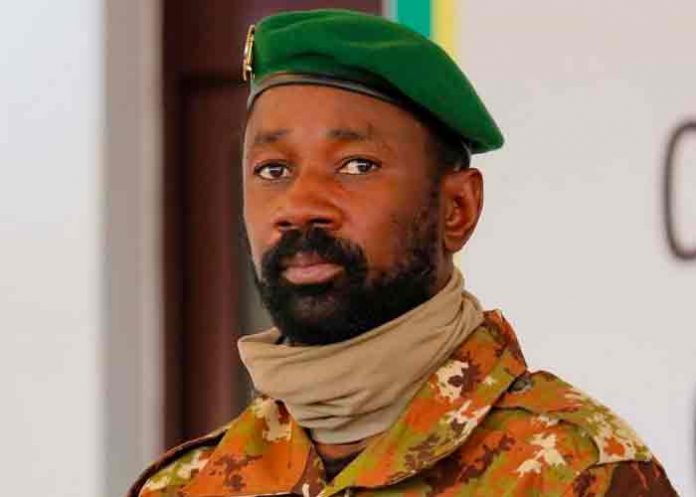 Presidente interino de Malí resulta ileso de ataque con cuchillo