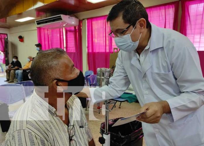 Jornada de vacunación contra el COVID-19 en Managua