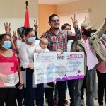 MEFCCA mejora economía de emprendedores de Managua con préstamos solidarios Acto de desembolso de préstamos solidarios a emprendedores de Managua para que mejoren su economía