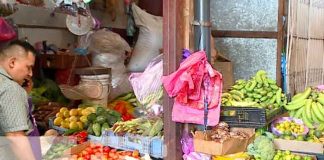 Venta de productos en mercados de Nicaragua