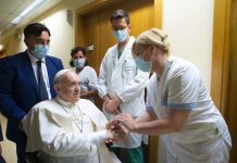 Foto: Papa Francisco salió del hospital tras su operación de colon/cortesía