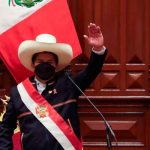 Pedro Castillo jura como Presidente de Perú «por un país sin corrupción» Pedro Castillo nuevo presidente de Perú