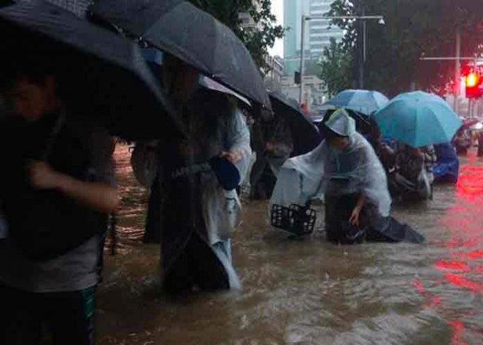 Precipitaciones en la provincia china de Henan dejan 376.000 evacuados