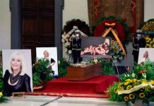 Italia despidió a Raffaella Carrà con recuerdos de sus canciones musica, funeral, despedida, raffaella carra, roma,