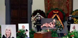 musica, funeral, despedida, raffaella carra, roma,