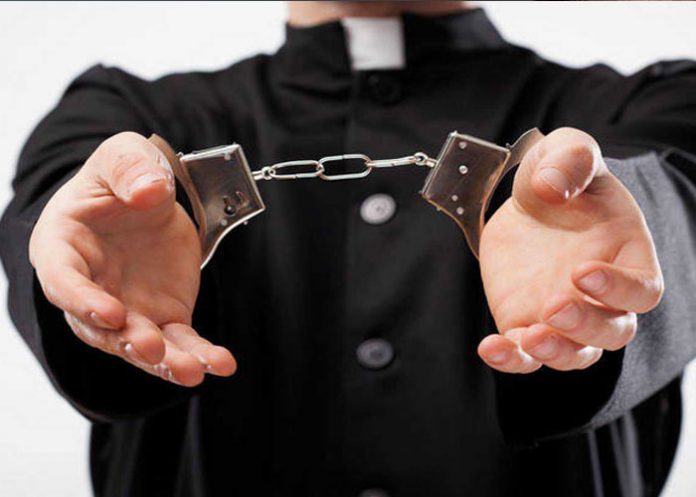 Sacerdote encarcelado