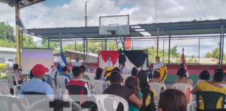 Reunión con autoridades y población en Muy Muy para evaluar servicios de salud
