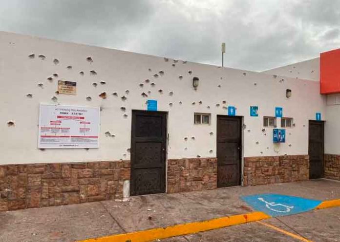 Casa baleada por narcos en Sonora