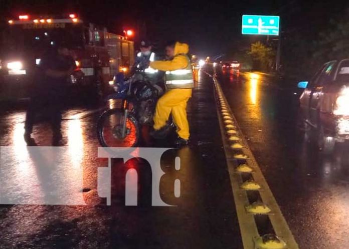 surrrrr Cuantiosos daños en accidente de tránsito en las esquinas carretera sur