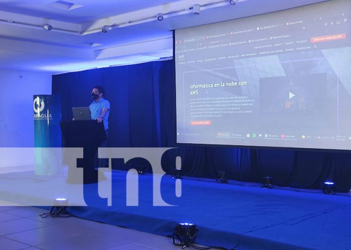 tecnologico3 Certificación internacional Amazon web service