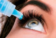 Tiktoker confunde frasco de gotas y se pone pegamento en el ojo tiktoker, pegamento, ojo, video, viral, redes sociales,