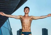 El británico Tom Daley se declara gay en la gala de los Juegos Olímpicos El británico Tom Daley se declara gay en la gala de los Juegos Olímpicos