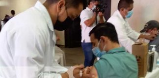 Jornada de aplicación de la vacuna contra el COVID-19 en Nicaragua
