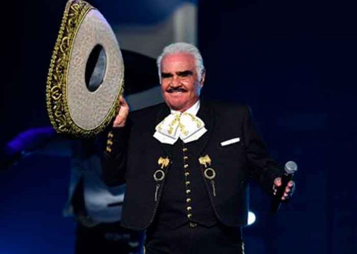 mexico, vicente fernandez, salud, infeccion urinaria, video, redes sociales, cantante,