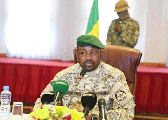 Revelan video de intento de asesinato del presidente interino de Mali