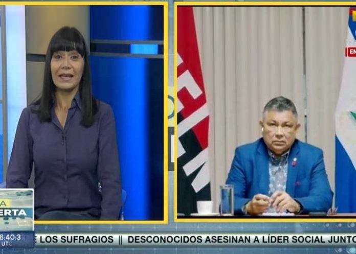 Wilfredo Navarro, diputado de Nicaragua, hablando en TeleSur sobre la Revolución Sandinista