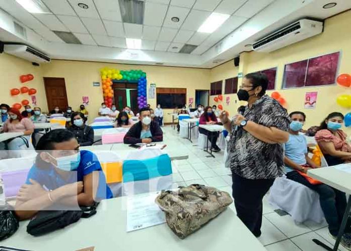 Refuerzan a promotores de la salud para atención oportuna a personas con VIH
