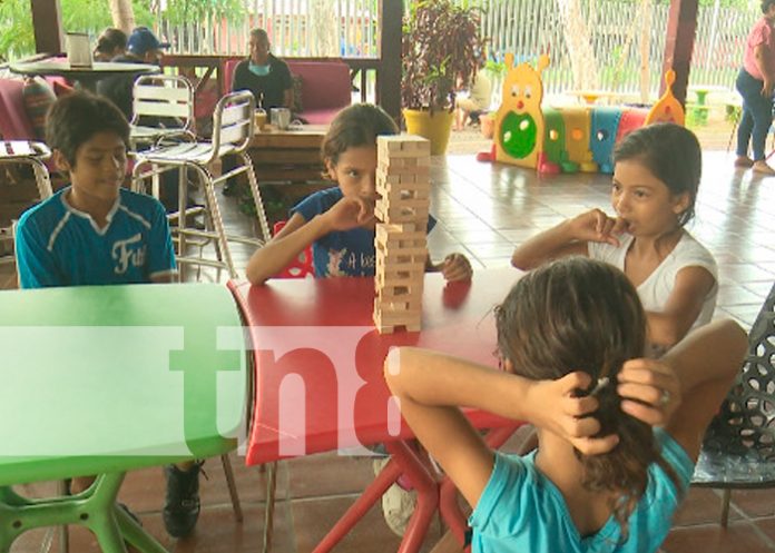 nicaragua, managua, hormiga de oro, ninos,