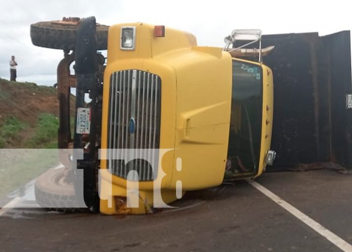 2 nicaragua, carazo, vuelco, camión,