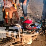 Motociclista lesionada al impactar contra un vehículo nicaragua, juigalpa, accidente de transito, motociclista,