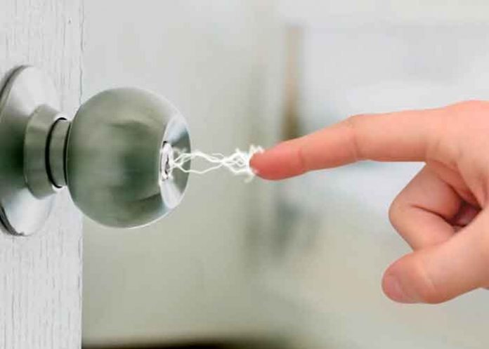 2.3 tendencias, toques, descarga, electricidad, vestimenta