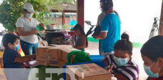 nicaragua, managua, hormiga de oro, niños, piñatas,