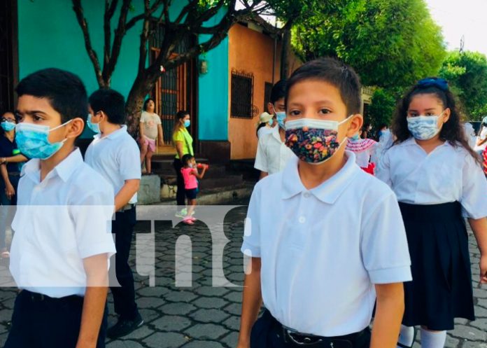 nicaragua, chinandega, desfiles patrios,