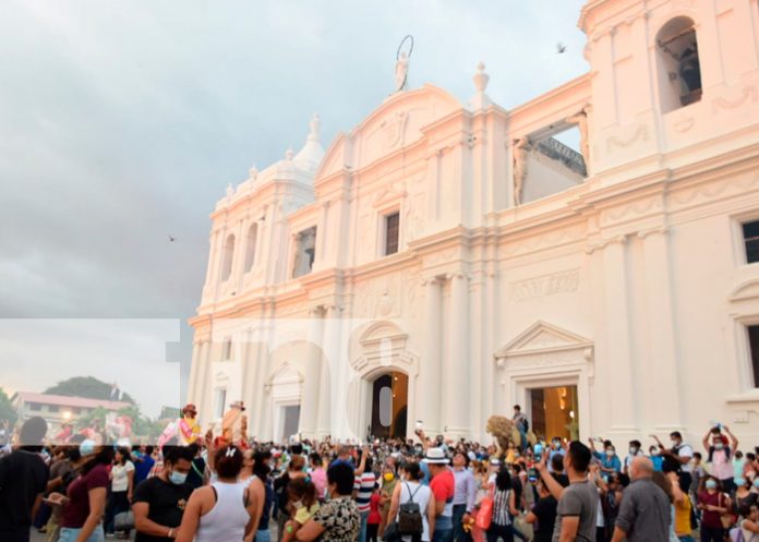 nicaragua, leon, griteria chiquita, Asunción de la Virgen María,