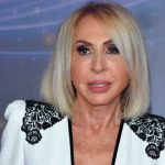 Increíble con 70 años Laura Bozzo luce su cuerpo bailando en traje de baño Laura Bozzo cumple 70 años y luce su cuerpo bailando en traje de baño