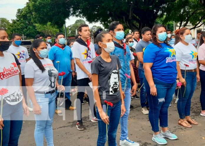 Rinden homenaje a Héroes y Mártires de la Toma del Palacio Nacional