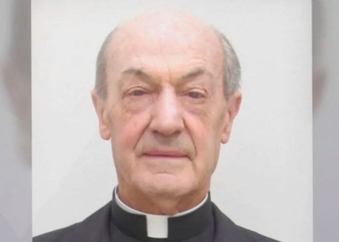 Sacerdote es expulsado de la Iglesia Católica en chile