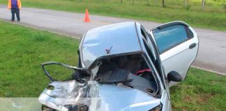 Conductora invade carril y deja una persona lesionada en Bluefields / FOTO / TN8